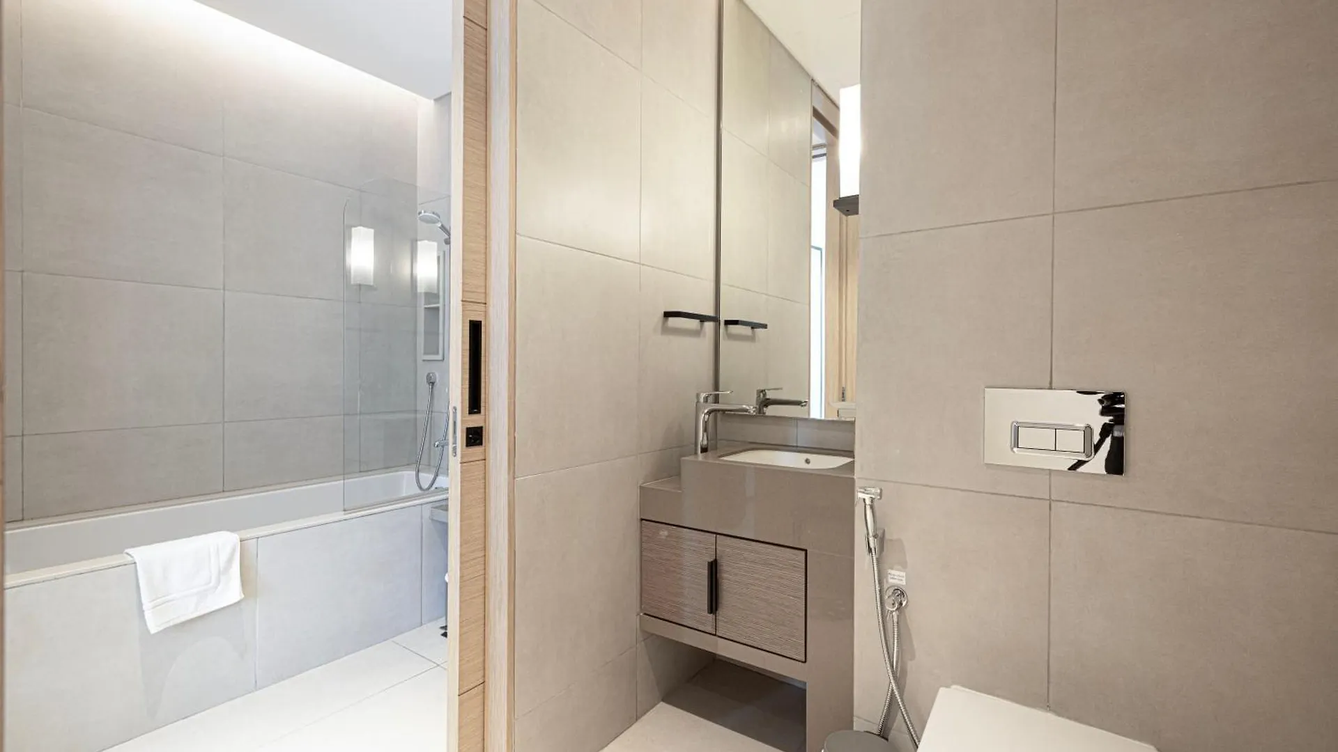 Address Beach Resort Jbr - 1 Br Дубай Апартаменты